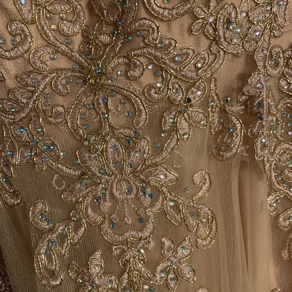 XL ballgown/prom dress - Picture 5 of 5